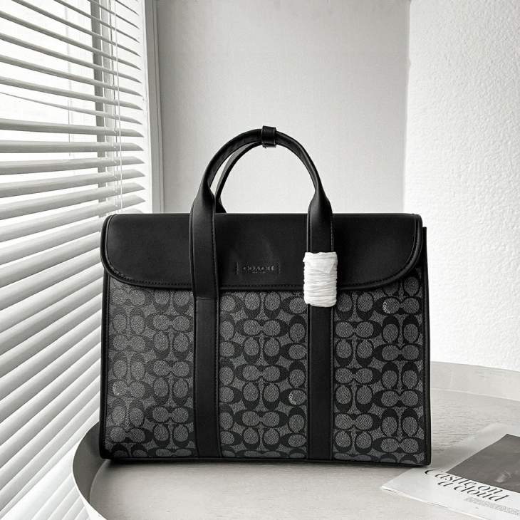 Picture of Coach Mens Bags _SKUfw174685490fw